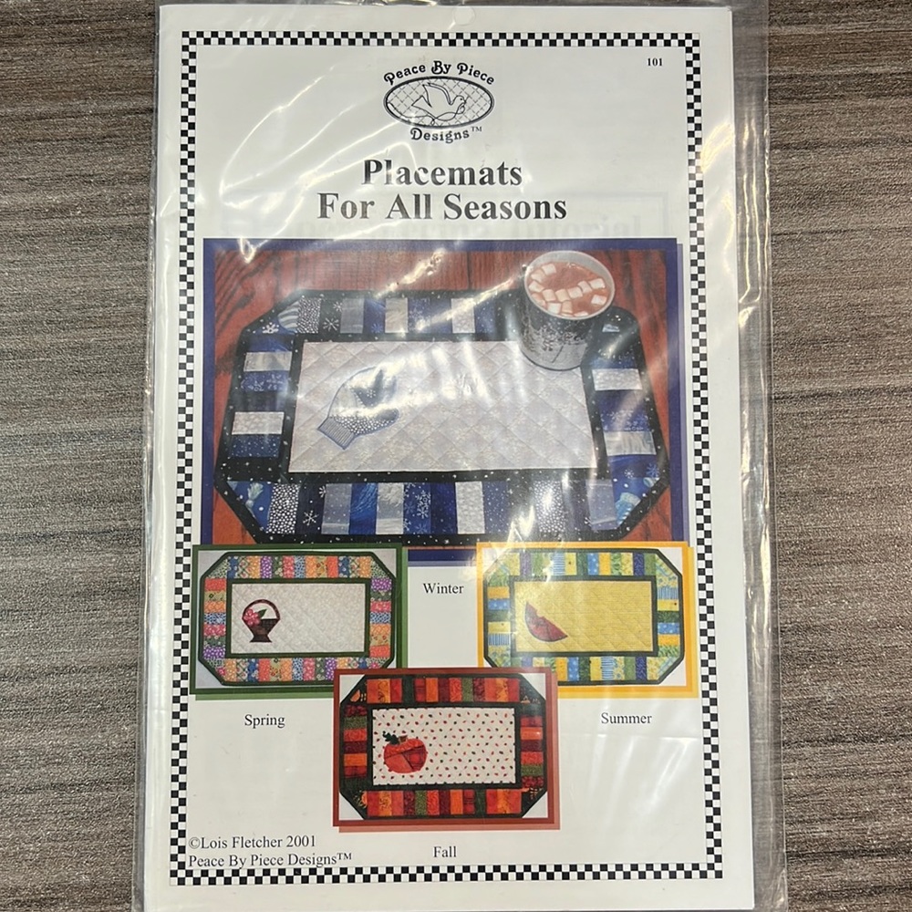 Placemats for all season pattern